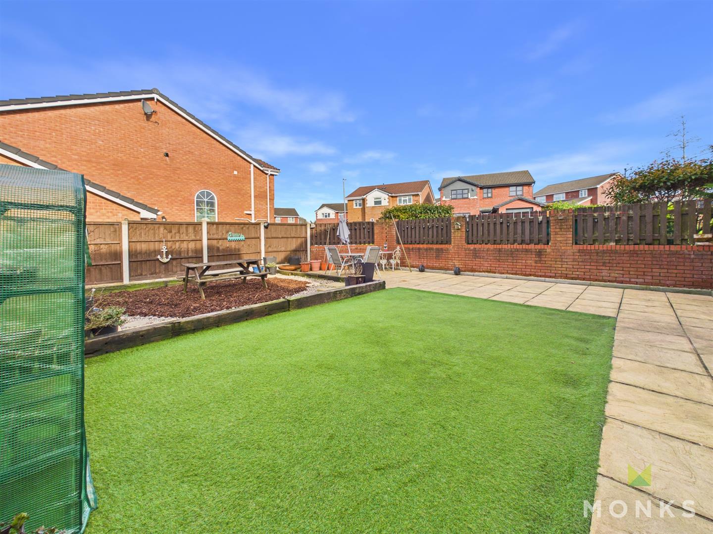 10 Cilcoed, Chirk, LL14 5BX For Sale